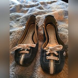 Vintage Y2K Juicy Couture Size 8 Blue White Suede Flats Good Condition Preppy